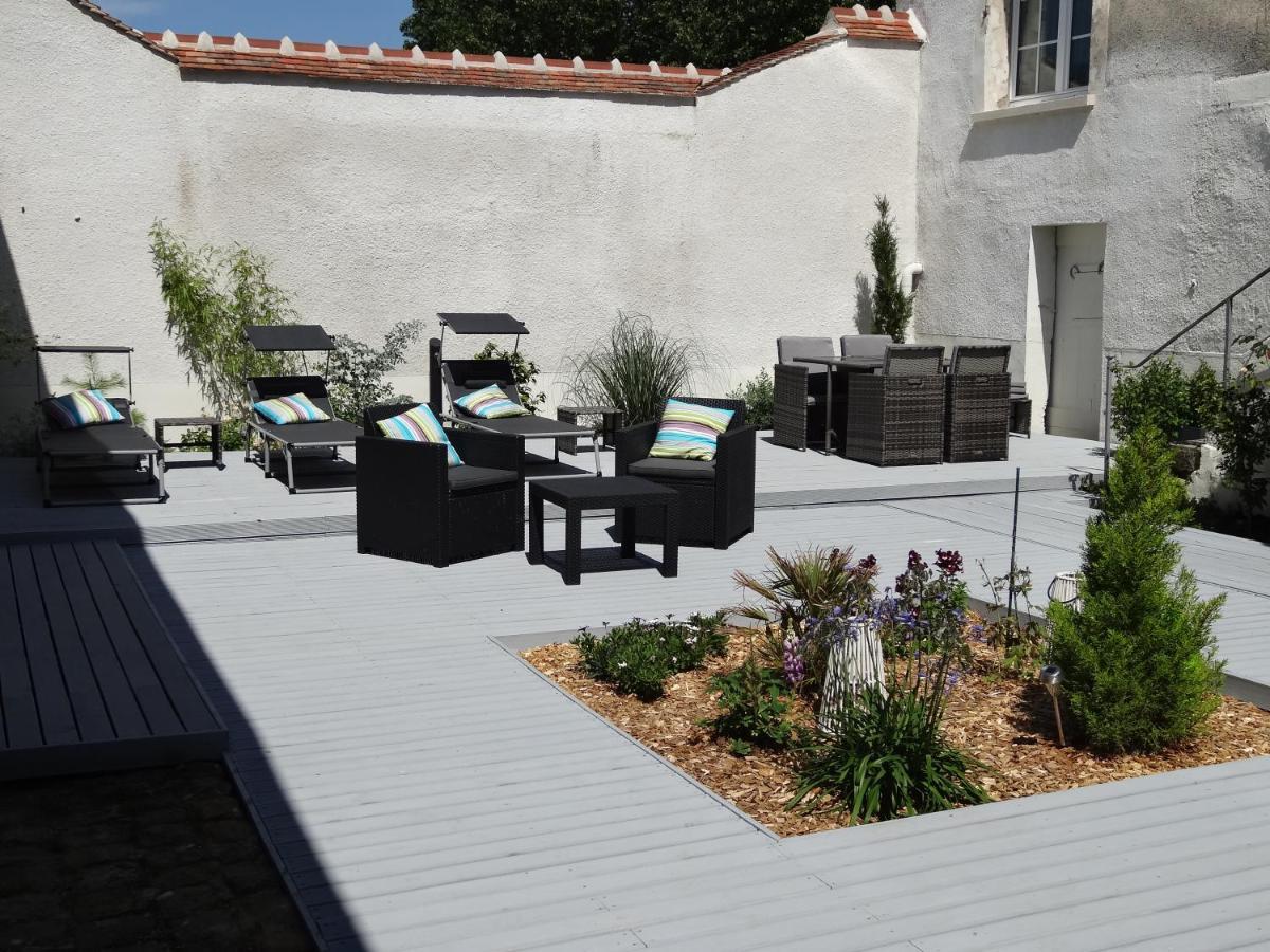 Les Petites Tuileries Bed & Breakfast Bray-sur-Seine ภายนอก รูปภาพ